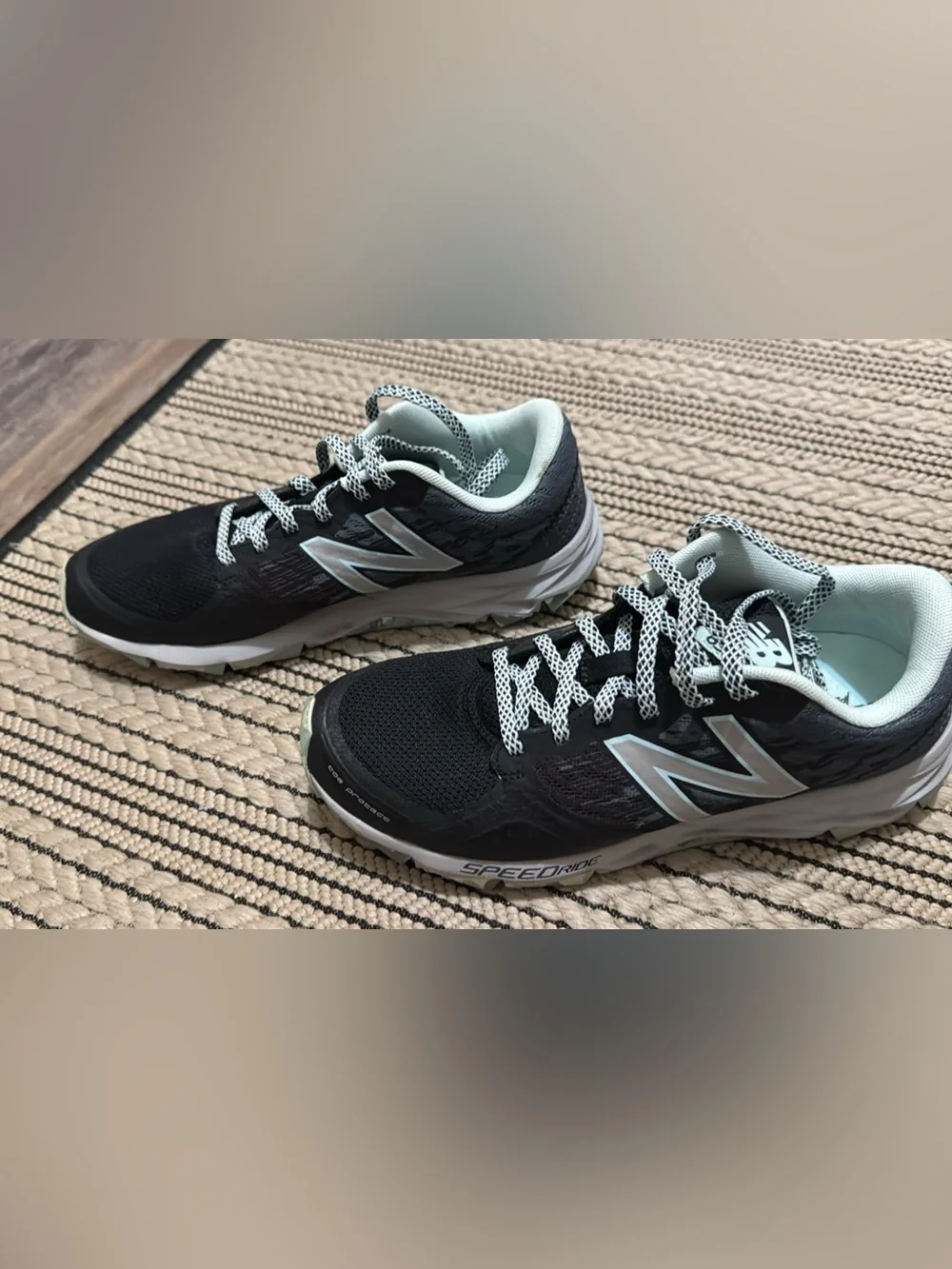 New Balance Response 2.0